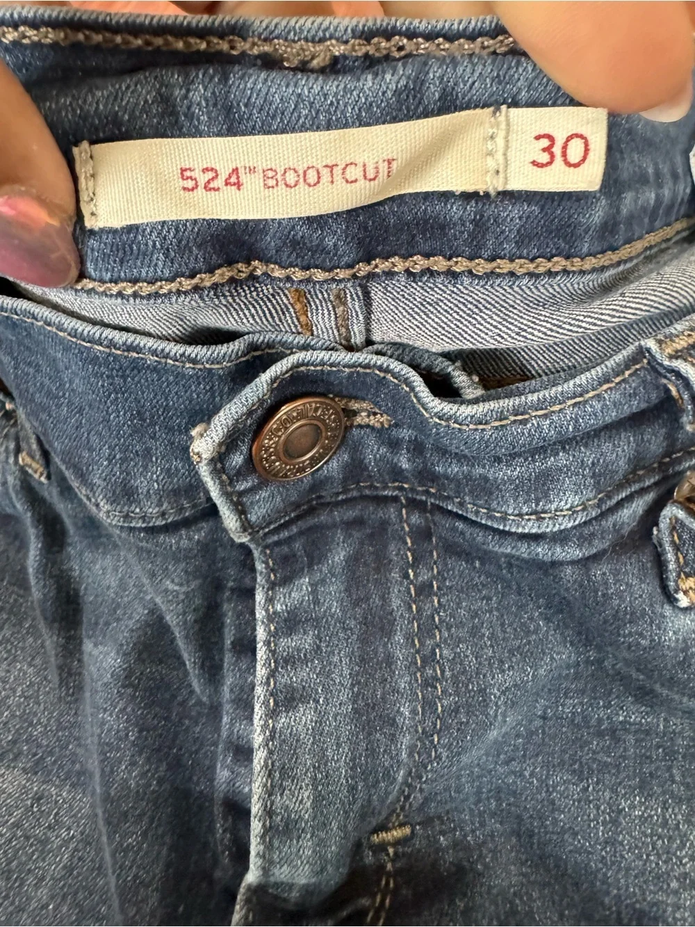 Levi’s 524 Bootcut Jeans Women’s 30 W30 L32 Medium Wash Stretch Denim